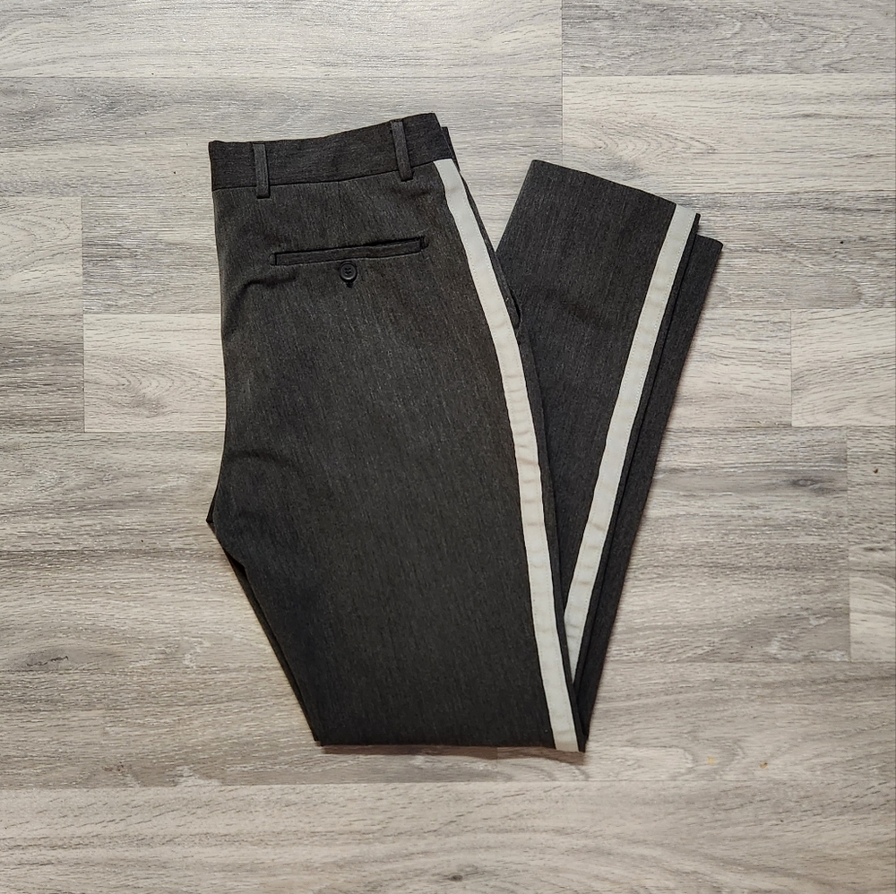 BOOHOO MENS DRESS PANTS SIZE 32